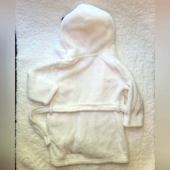 2T Robe - Picture 2 of 3